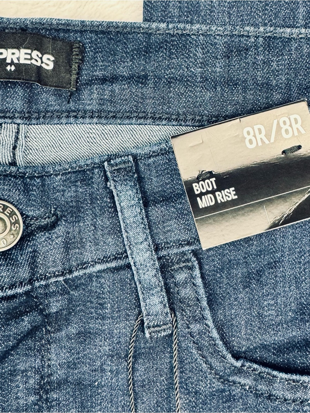Express NWT Boot mid-rise dark wash bootcut jeans. Size 8R. Brand new with tags. - Picture 8 of 10